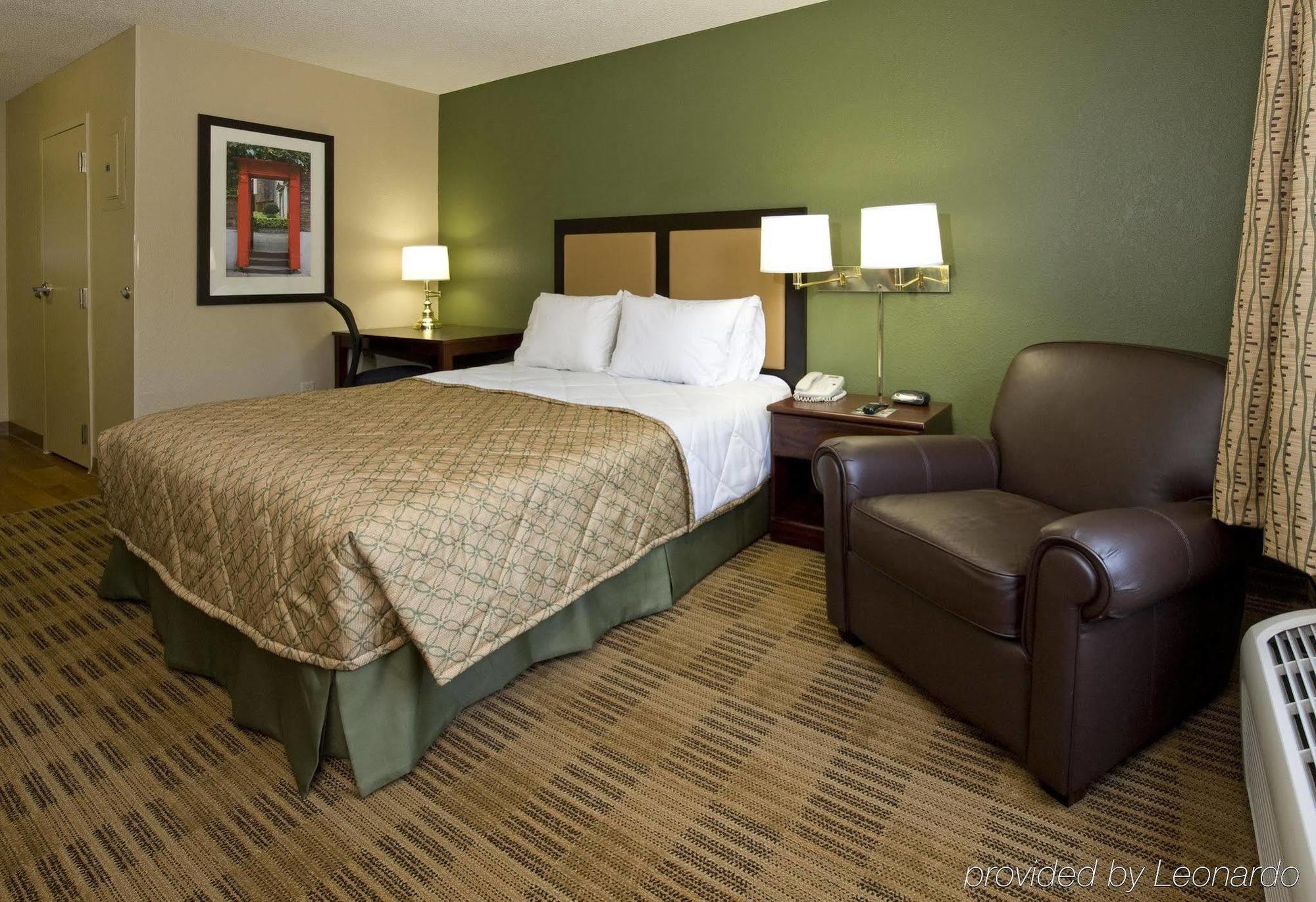 Extended Stay America Suites - Washington, Dc - Gaithersburg - North Room photo